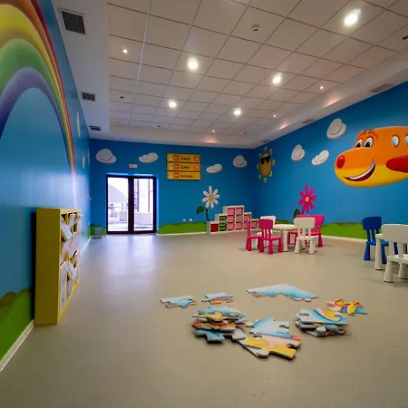 מלון Park Odessos 3*