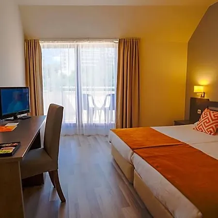Park Odessos 3*